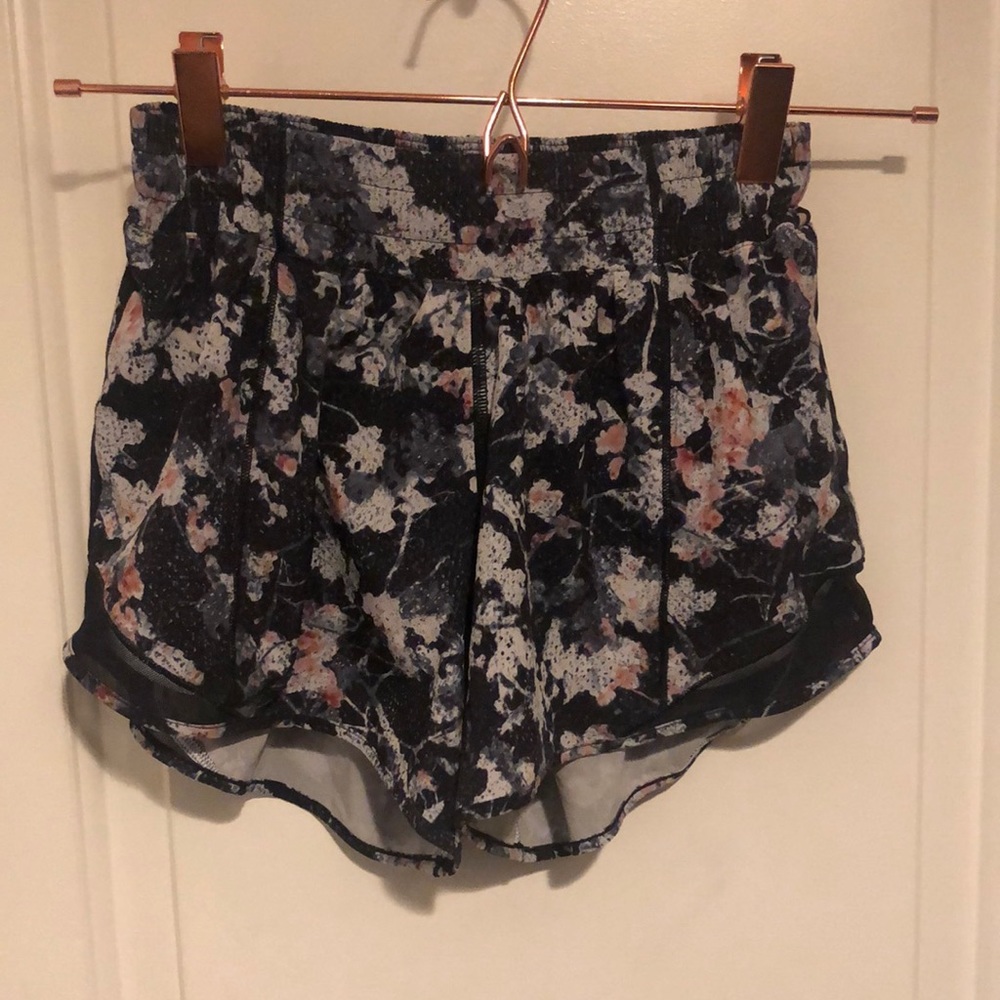 Lululemon shorts with liner